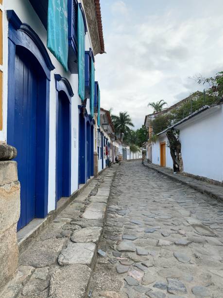istock Historical Building in Brazil with colored doors 1289166352
