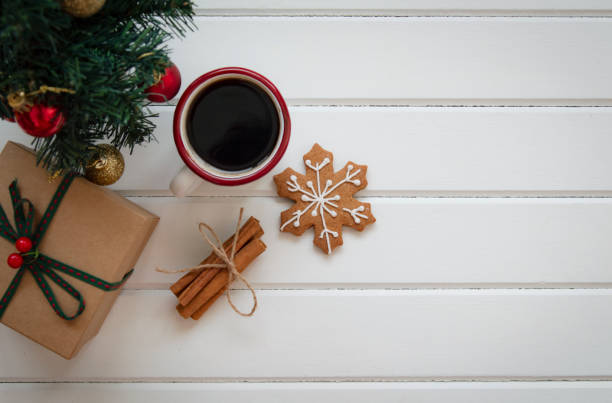 istock Christmas coffee and gingerbread cookies 1289170159