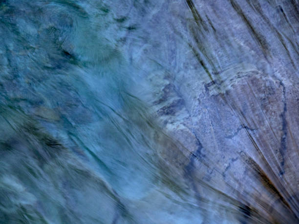 istock the running clear water from above 1289199561