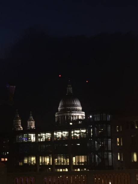 istock st Paul's cathedral at night 1289276672