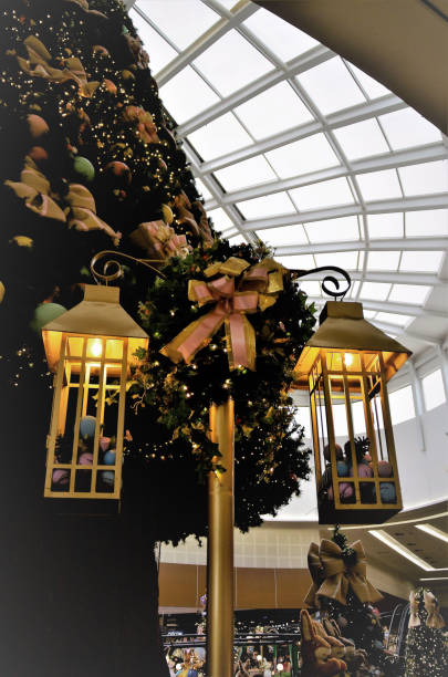 istock A beautiful pole with chandeliers decorating the Christmas scenery 1289291246