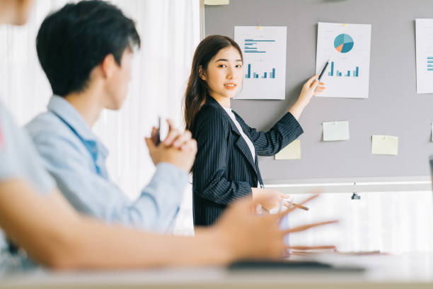 istock Business people 1289307845
