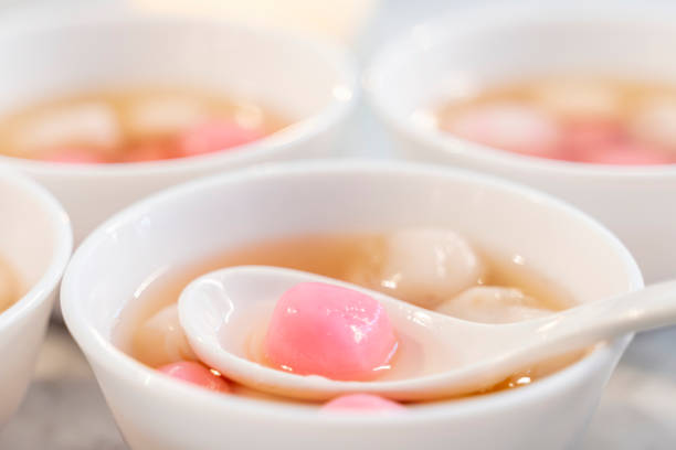 istock Glutinous rice dumplings (Tang Yuan 湯圓) served on porcelain bowl 1289344566