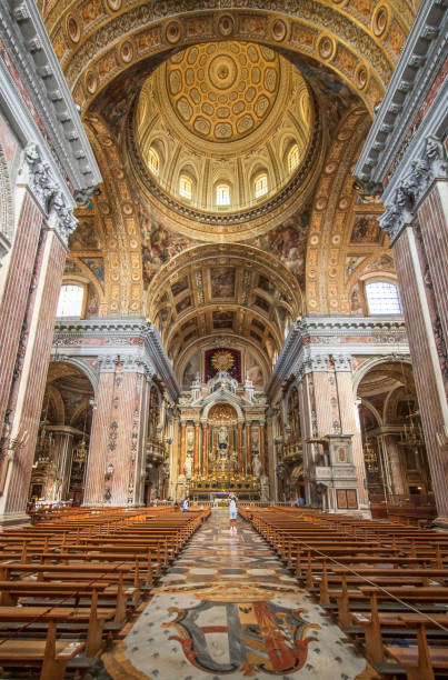 Iglesia Del Gesù Nuovo Fotos - Banco de fotos e imágenes de stock - iStock Iglesia Del Gesù Nuovo Fotos - Banco de fotos e imágenes de stock - iStock