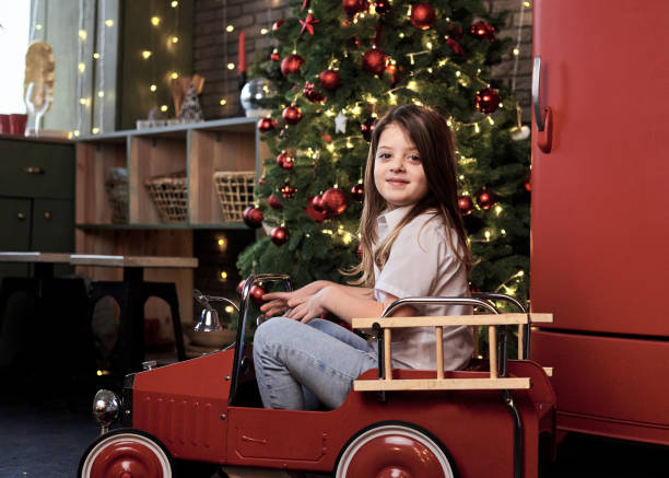 istock Christmas celebration with family 1289378768