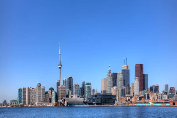 istock Toronto Skyline on a fine sunny day 1289384614
