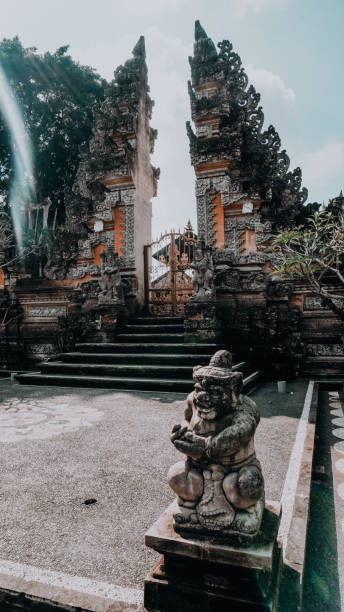 istock entrance to a bali temple 1289408886