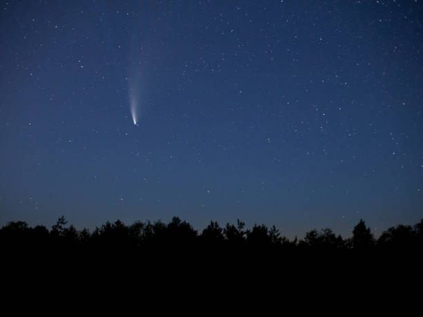 istock Bright stars and planets in the night sky 1289409178