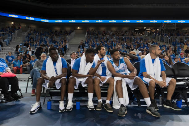istock Basketball players discussing with each other 1289431170