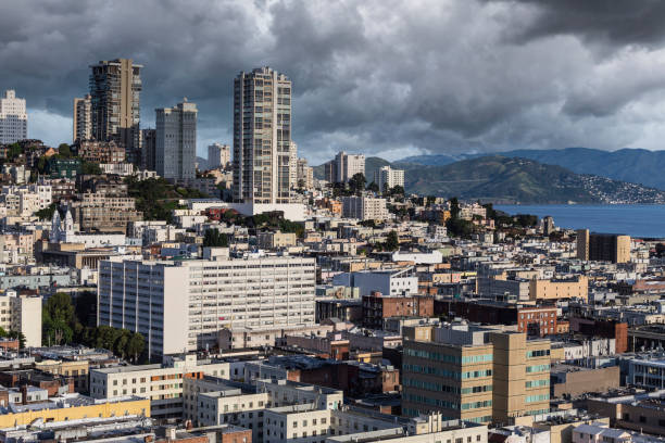 san francisco with storm clouds - nob hill imagens e fotografias de stock