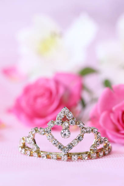 istock tiara and pink roses 1289506369