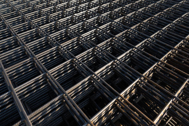 The rebar is bonded with steel wire for use as a construction infrastructure. Which part of the rebar has rusted due to chemical reactions.