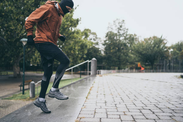 istock Jogging in the city 1289520989