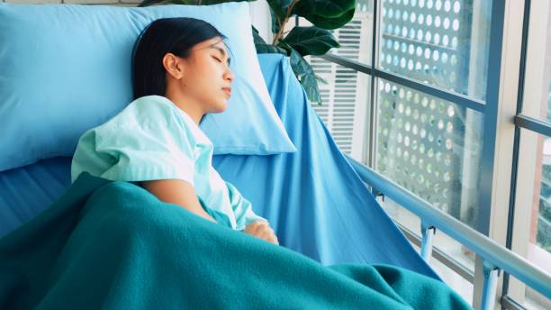 istock Happy patient getting well improvement at hospital 1289534761