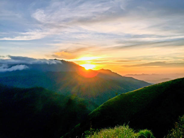 istock The Sunrise in Ella, Sri Lanka 1289568545