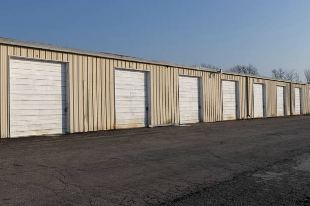 istock Self storage and mini storage garage units deserted, cold, and abandoned. 1289570878
