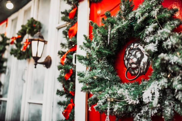 istock christmas holiday decor decoration wreath 1289598099