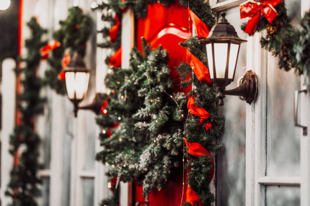 istock christmas holiday decor decoration wreath 1289598126
