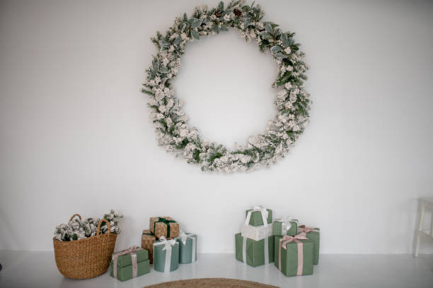 istock christmas holiday decor decoration wreath 1289598226