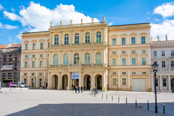 музей барберини на рыночной площади, потсдам, германия - palazzo barberini стоковые фото и изображения