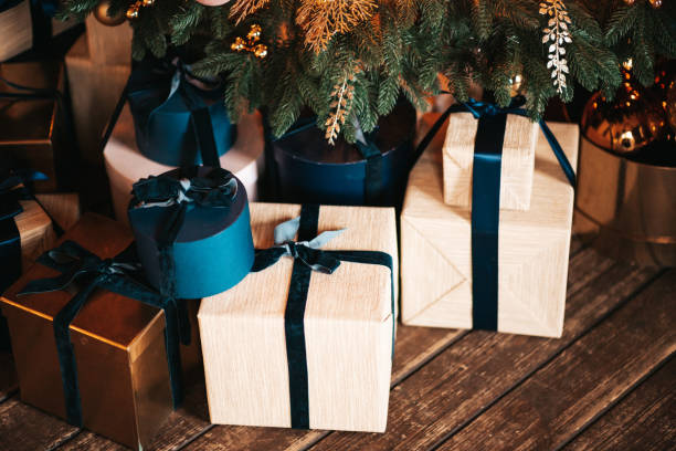 istock festively wrapped boxes christmas gifts 1289621661