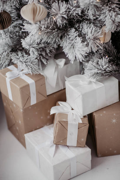 istock festively wrapped boxes christmas gifts 1289622633