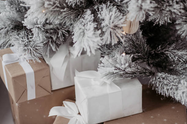 istock festively wrapped boxes christmas gifts 1289622639
