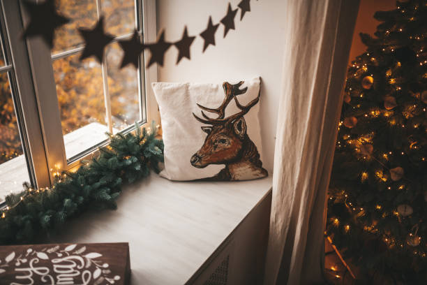 istock christmas winter ornament decor pillow 1289623558