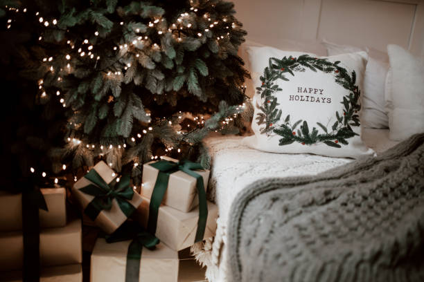istock christmas winter ornament decor pillow 1289623595