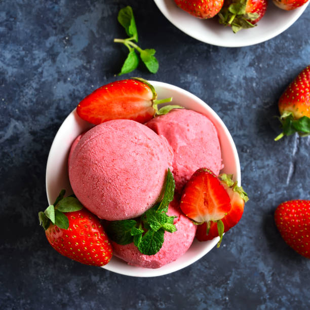 istock Dried strawberries in white bowl 1289705088