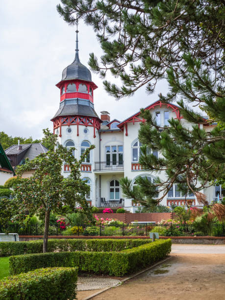 istock Property old luxury villa 1289719798