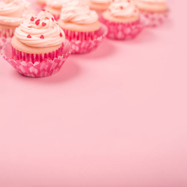 istock Valentine day love cupcakes 1289723495
