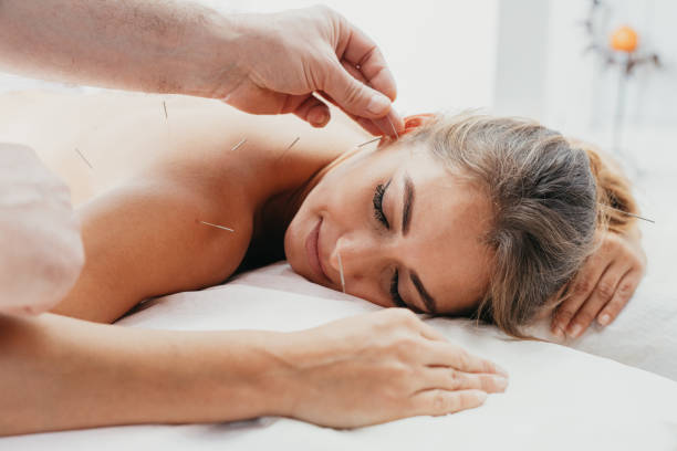 istock Acupuncture and massage treatment 1289735781