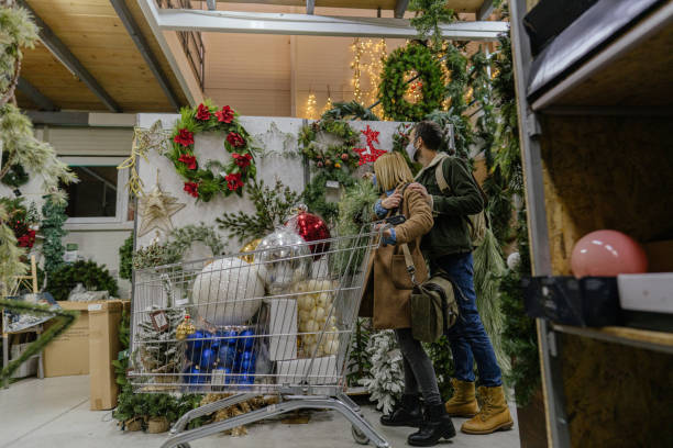 istock Choosing a perfect Christmas wreath for our home 1289740205