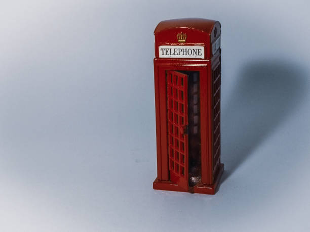 istock English telephone box 1289740943