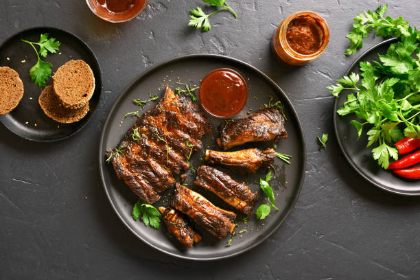 istock Spicy hot grilled spare ribs on plate 1289759719