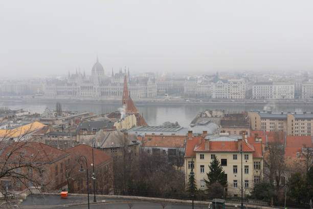 istock Foggy winter day in Budapest 1289835468