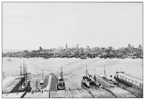 istock New York financial district buildings: Lower Manhattan from Brooklyn 1289890247