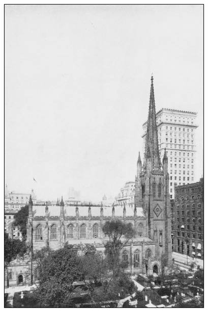 New York financial district buildings: Trinity Church New York financial district buildings: Trinity Church nyse building stock illustrations