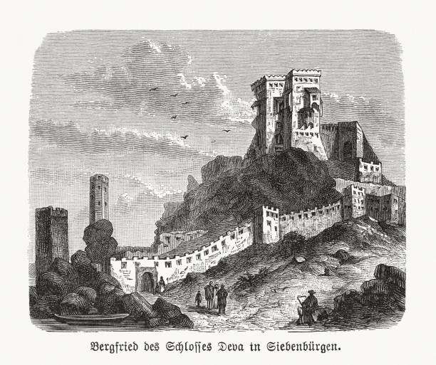 festung von deva, kreis hunedoara, rumänien, holzstich, veröffentlicht 1893 - siebenbürgen stock-grafiken, -clipart, -cartoons und -symbole