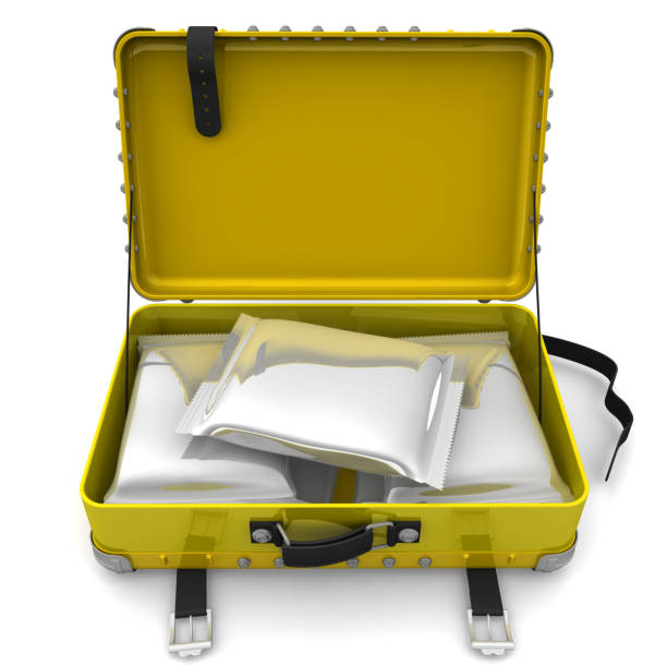 istock Suitcase with packets of drugs 1289940366