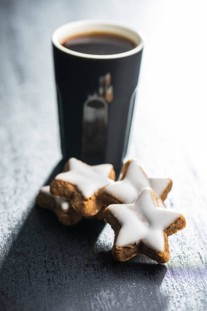 istock Icing gingerbread stars. Traditional Christmas cookies. 1290025884