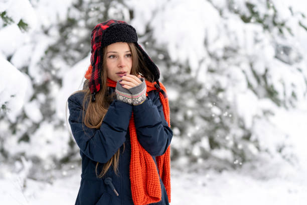 istock Girl with woolen cap 1290034998