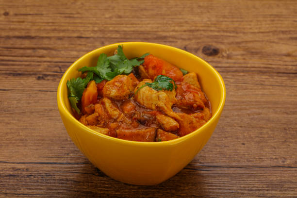 istock Chicken with oyster sauce and vegetables 1290095145