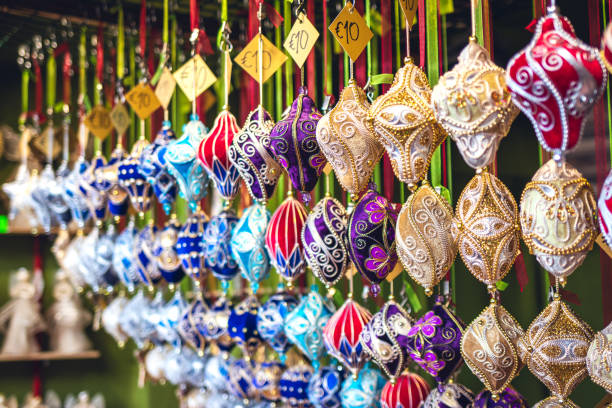 istock Christmas decoration in kiosk 1290148881