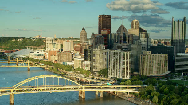 istock Interstate Traffic on Fort Duquesne Bridge in Pittsburgh - Aerial 1290171773