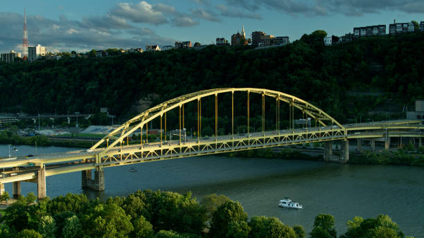 istock Fort Pitt Bridge, Pittsburgh at Sunset - Aerial 1290171792