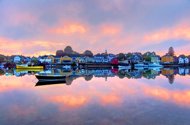 istock Historic Portsmouth Harbor 1290178221