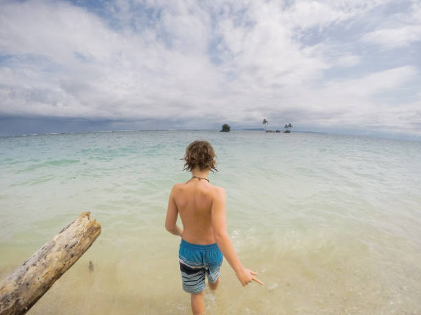 istock Ocean adventure in beautiful Bocas Del Toro, Panamam. 1290179878