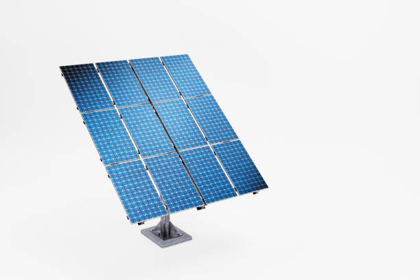 solpanel producerar grön, miljövänlig energi från solen. 3d illustration - solar panels bildbanksfoton och bilder